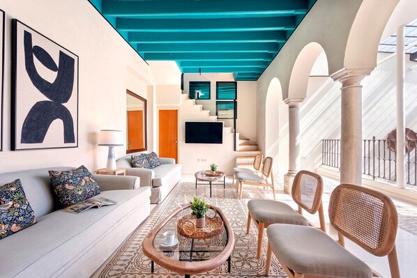 6 camere, Internet