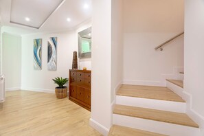 公寓 | 5 多间卧室、高速上网