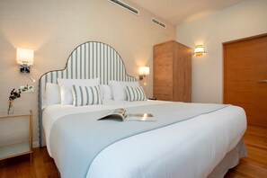 Apartemen | 5 kamar tidur dan internet
