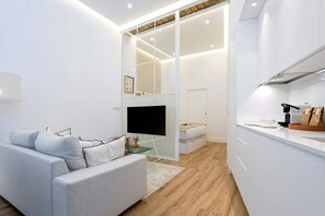 Apartment | 1 bedroom, Internet - Charming Studio in Triana Castilla IV (Seville)