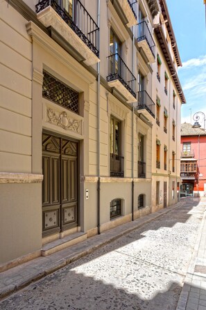 Apartment - Lovely Apartment With Balcony in Granada San Mat as II (Granada)