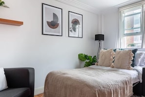 City Apartment, Multiple Beds, Non Smoking, City View | Iron/ironing board, cots/infant beds, free WiFi, bed sheets