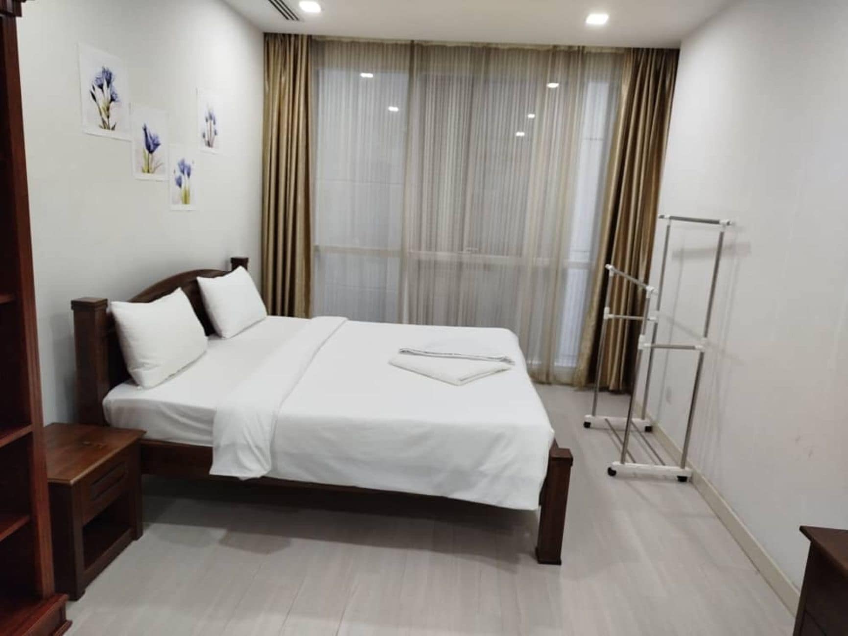 In-room safe, iron/ironing board, free WiFi