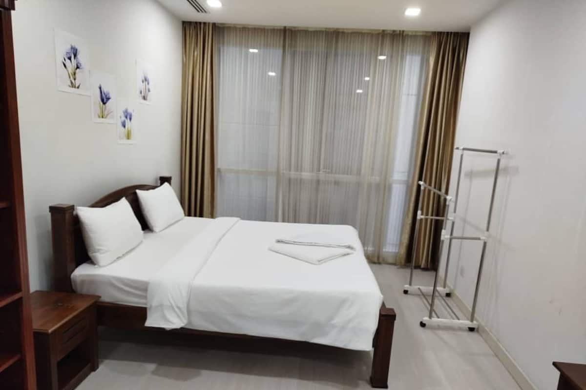 Coffres-forts dans les chambres, fer et planche à repasser