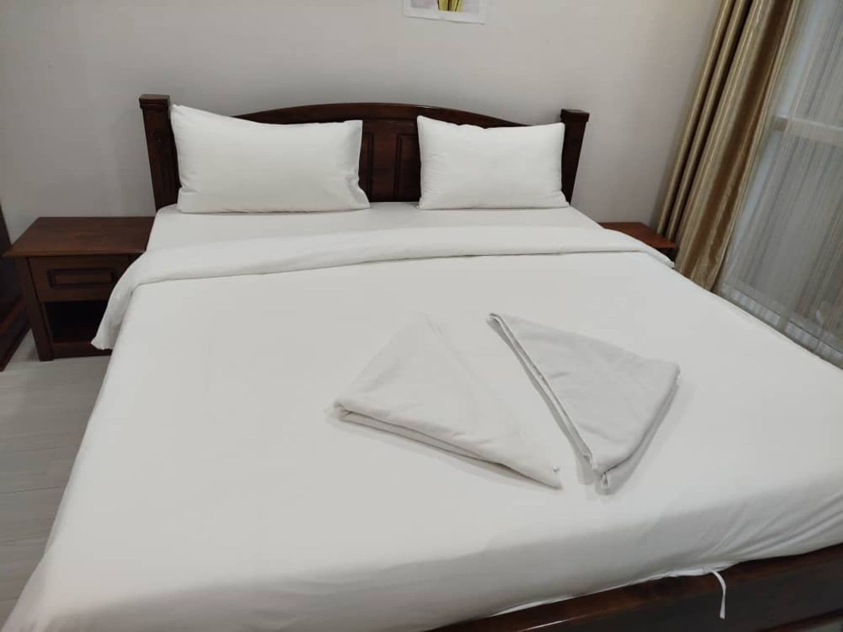In-room safe, iron/ironing board, free WiFi
