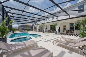 Room - Unique Masterpiece15 Suites Sleeps 30 Son101 (Kissimmee)