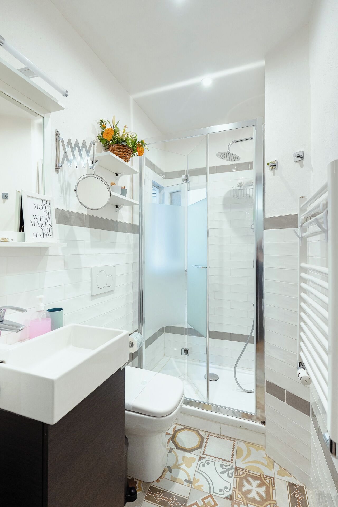 Combinazione doccia/vasca, pantofole