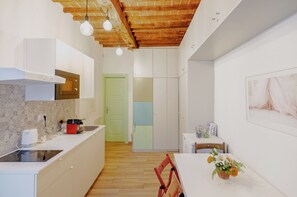 Appartamento Comfort | Cucina privata | Frigorifero nell'area comune