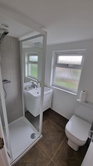 Room, 1 Bedroom, Smoking, Patio | Bathroom - Room-stylish Suites With Kitchenette 6 (St Albans)
