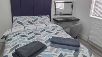 Room, 1 Bedroom, Smoking, Patio | 1 bedroom