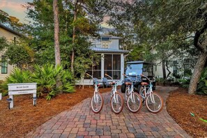 Property grounds - Blue Daze by Stay on 30a (Seacrest)