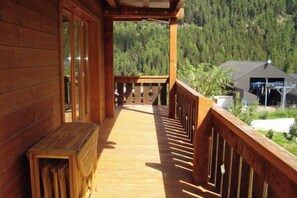 Property grounds - Very comfortable 4 room apartment for max. 6 persons : Living room - kitchen with dishwasher, microw (Grimentz)