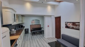 Interior - Room-suite With Kitchenette 2 (St Albans)