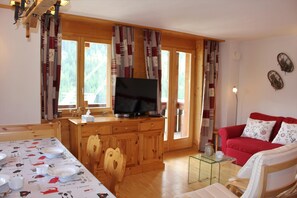 Fernseher, DVD-Player