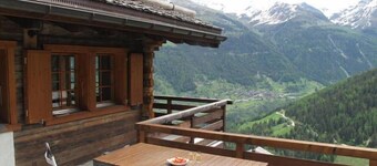 Very comfortable chalet for 3-5 persons : Living with wood-stove - kitchen with dishwasher, microwav
