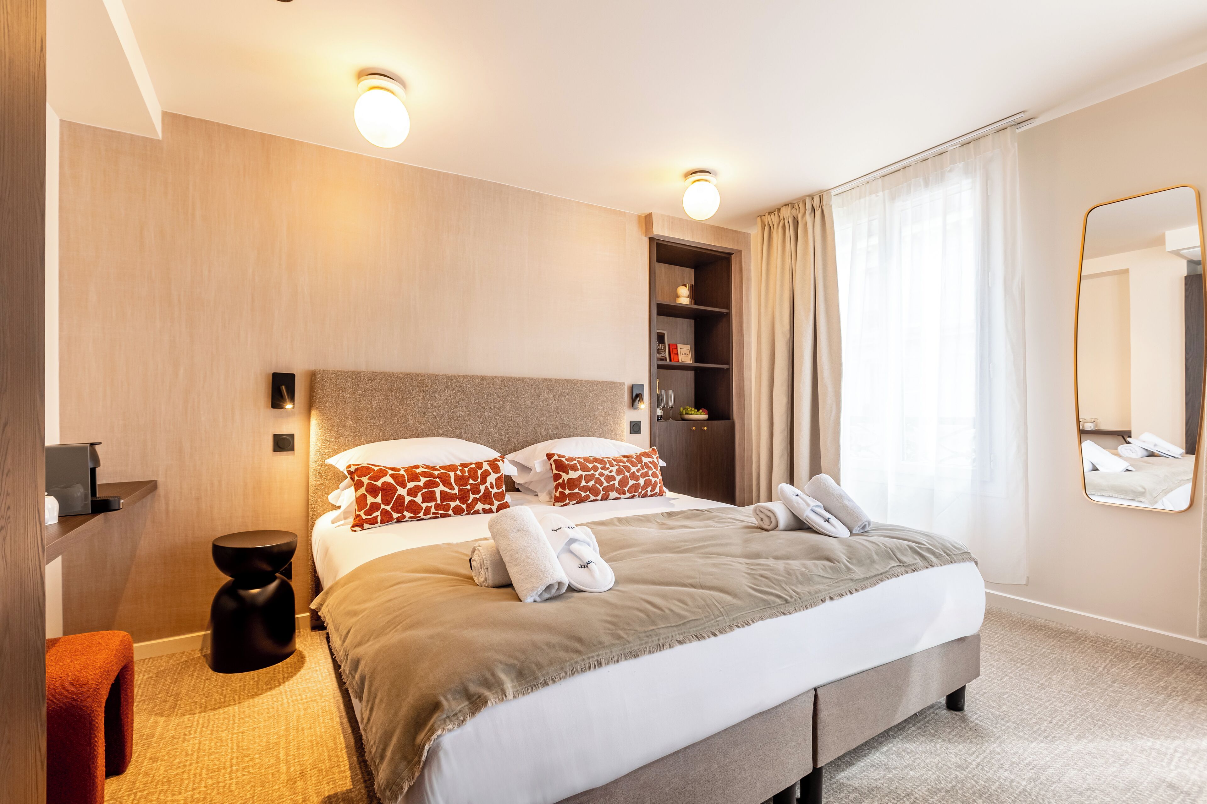 Perhehuone | Tallelokero huoneessa, ilmainen Wi-Fi