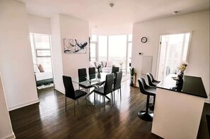 تناول الطعام