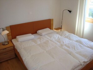 2 Schlafzimmer, Internetzugang