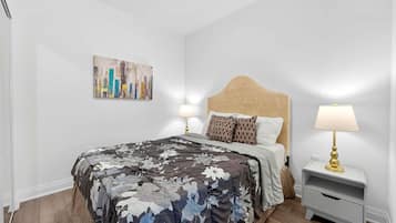 2 bedrooms, iron/ironing board, WiFi, bed sheets