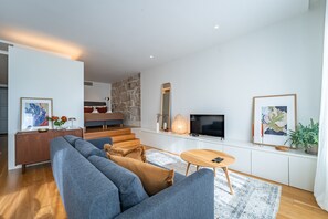 Studio - Nomad s Lux - 1BD The Comfort Square in Porto (Porto)