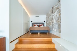 Studio - Nomad s Lux - 1BD The Comfort Square in Porto (Porto)