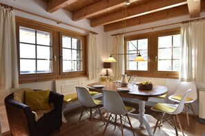 Dining - Comfortable apartment in chalet for 6 persons : Living room - kitchen with dishwasher  - 1 room with (Grimentz)