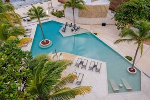 Unclassified image, 4 of 9, button - The Beachfront by The Fives Hotels Á la Carte - Adults Only (Playa del Carmen)