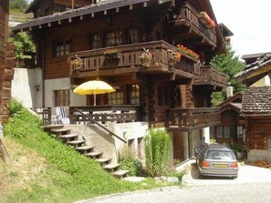 Exterior - Comfortable 4 room apartment for 6 persons in the old village : Living room - kitchen with dishwashe (Grimentz)