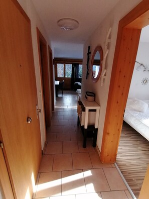 2 Schlafzimmer, Internetzugang