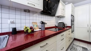 Private kitchen - Apartments for 4 People (Lagoa)