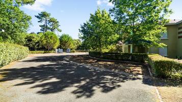 Apartment | Property grounds