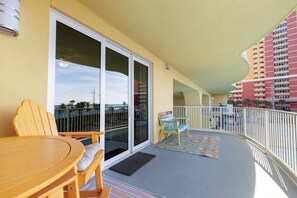 Outdoor dining - Calypso 3-208 – Luxury, Location & Gulf Views! (Panama City Beach)