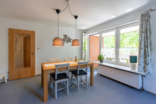 Apartment 'Fewo Löwenzahn' with Shared Garden, Balcony and Wi-Fi