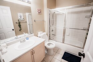 Bathroom - Spacious Family Stay-Pool Access & Gated Community (Las Vegas)