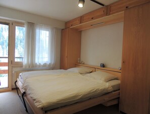 1 Schlafzimmer