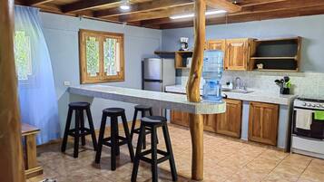 Apartment, 2 Bedrooms, Smoking, Balcony | Interior