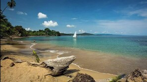 Apartment, 2 Bedrooms, Smoking, Balcony | Beach - Brisas del Caribe # 2 (Cahuita)