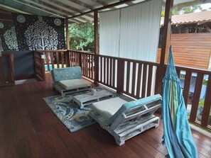 Nhà, 2 phòng ngủ, hút thuốc, ban công | Ban công