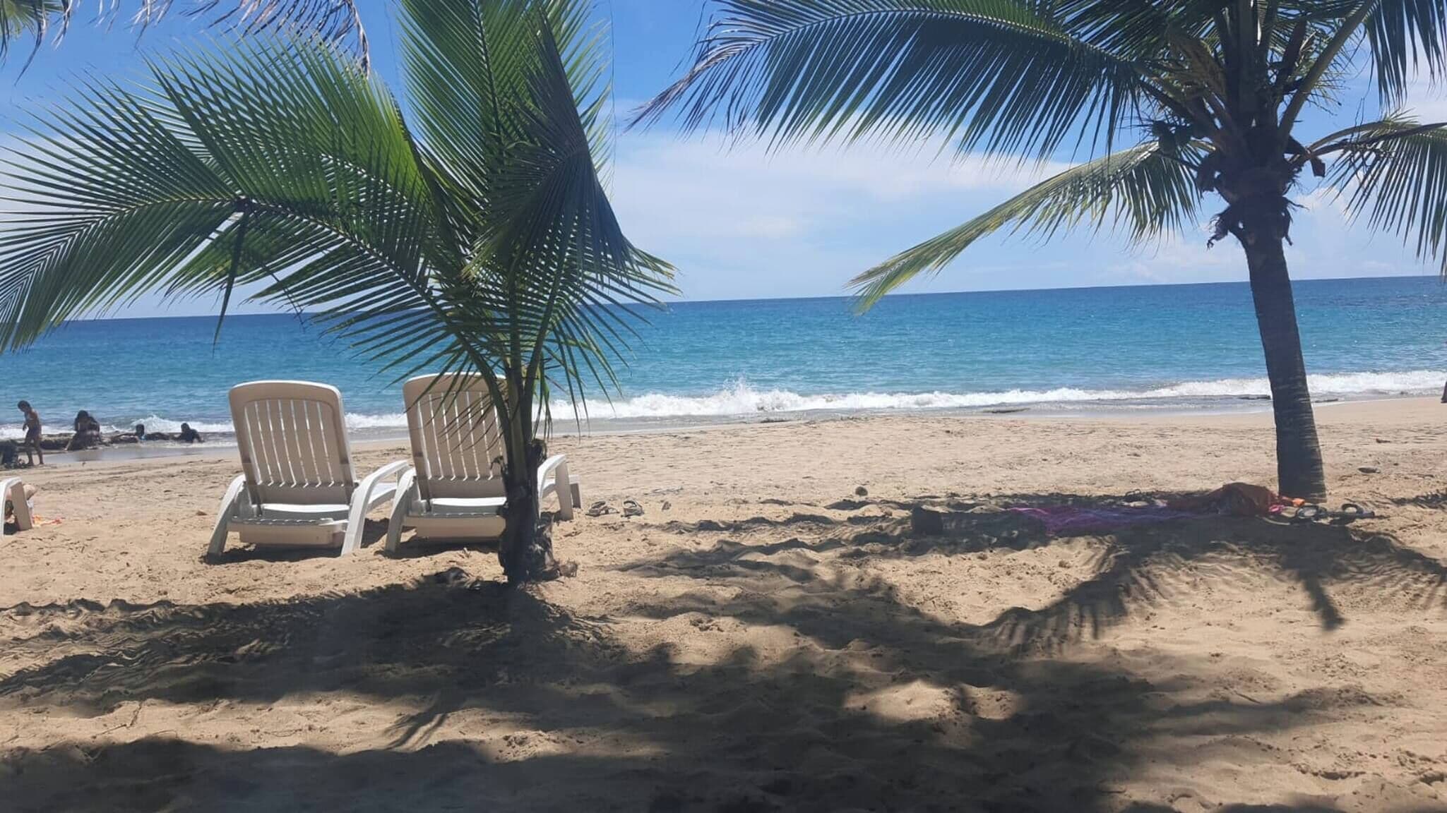 House, 1 Bedroom, Smoking, Balcony | Beach