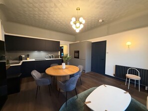 Apartment | 3 bedrooms - Luxury 2 5 Bedroom Flat in Southsea (Portsmouth)