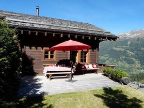 Terrace/patio - Very comfortable chalet for 6-8 persons : Living room with fireplace - kitchen with dishwasher, Dolc (Grimentz)