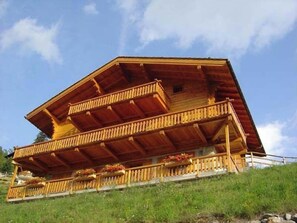 Exterior - Very comfortable 4 room apartment for 6-7 persons : Living room with fireplace - kitchen with dishwa (Grimentz)