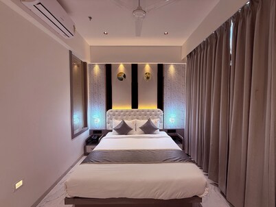 Hotel Stellar Suites Dombivali