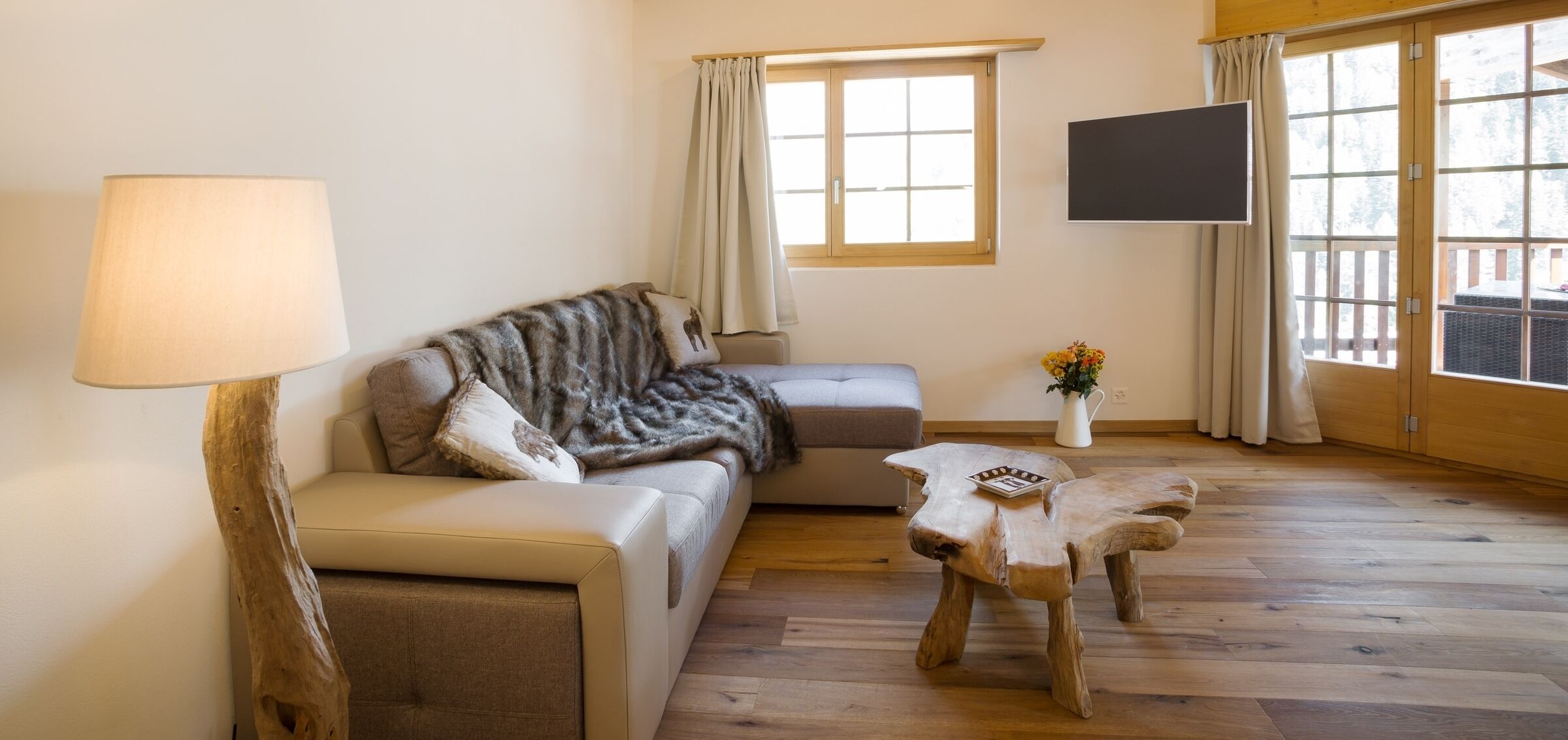 Neu Mit Spa : Komfortables 3-zimmerwohnung (1. Stock) Für 4-5 Personen Neben Die Pisten : Wohnraum M - Grimentz