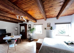 1 chambre, fer et planche à repasser, Wi-Fi, draps fournis