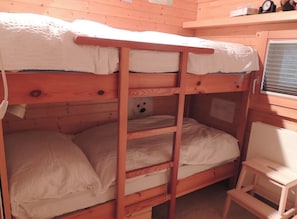 1 Schlafzimmer, Bügeleisen/Bügelbrett, Internetzugang