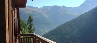 Comfortable chalet for 6 persons : living room with wood stove - kitchen with dish-washer and coffee