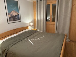 2 Schlafzimmer, Internetzugang