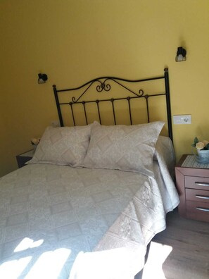 1 dormitorio, Internet, ropa de cama