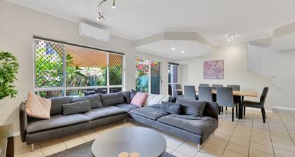 Tranquil 3-bed Unit With Lush Garden Views